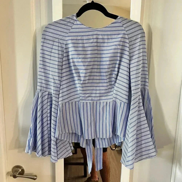 330 Milly Striped Long Sleeve Open Back Blouse Size 4 - Picture 2 of 5